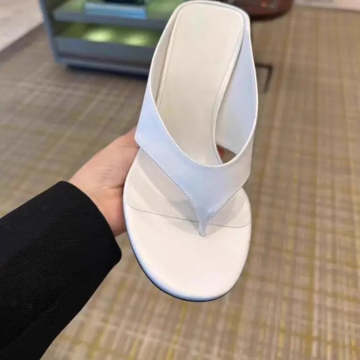 Thick-Soled Wedge-Heeled Flip-Flops High-Heeled Fa...