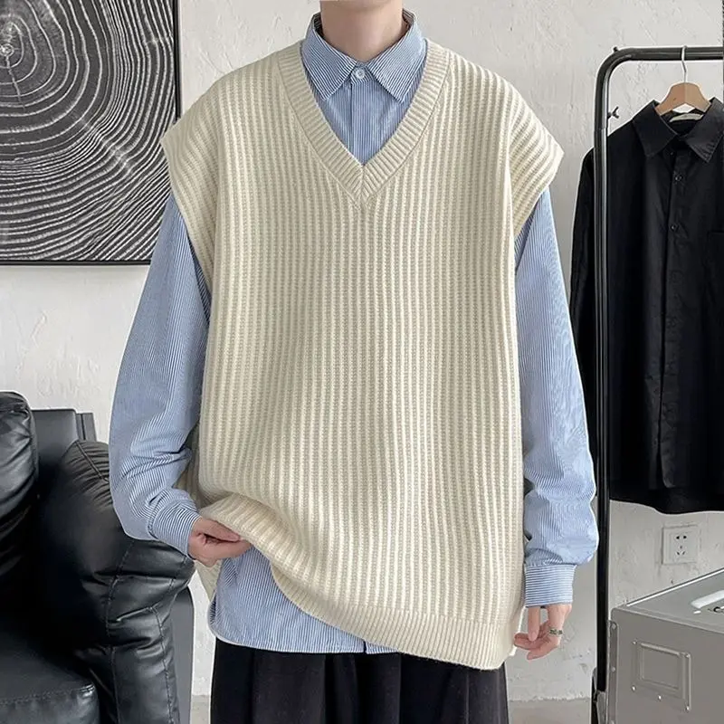 Men's V-Neck Chunky Knit Sweater Vest Trendy College Style Outerwear