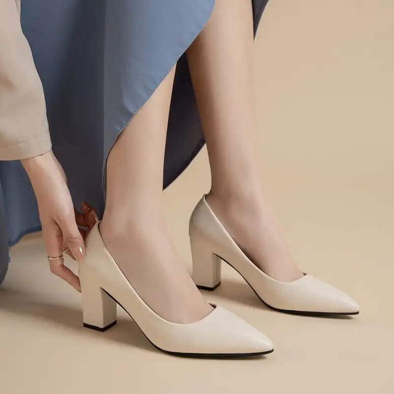 New Pointed Toe Low-...
