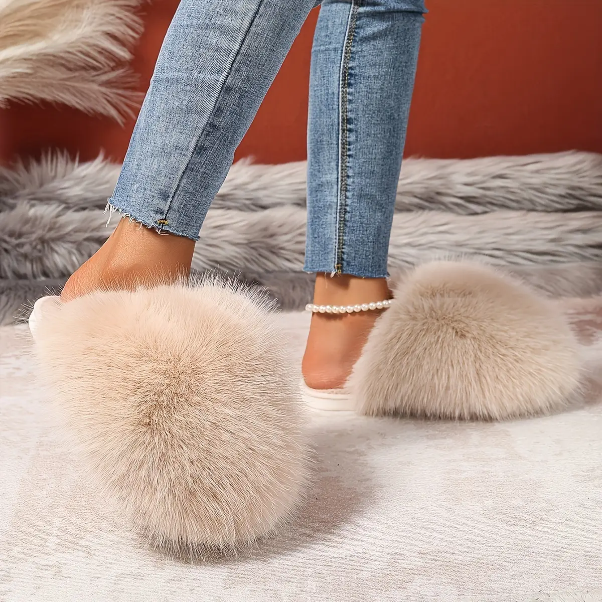 Elegant Faux Fur Slippers Women Indoor House Shoes Warm Flat Non-Slip Rubber Sole Pure Color