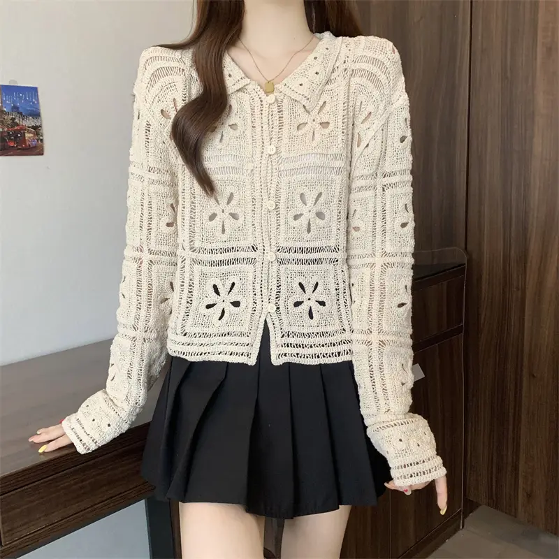 Women's Crocheted Long-Sleeved Hollow-Out Floral Collar Button-Up Top