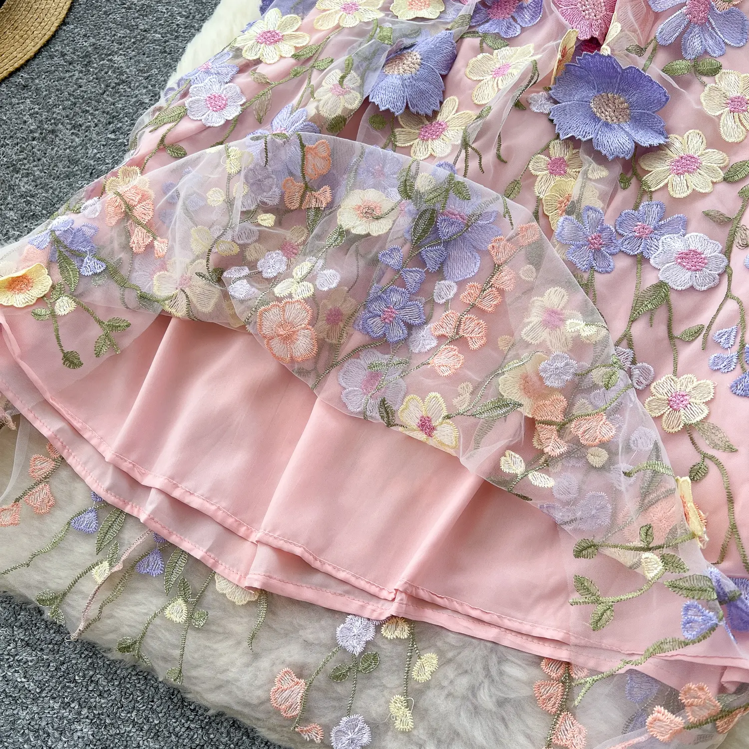 Elegant Women's Colorful Floral Embroidered Sleeveless Slim Fit Tulle Bustier Dress