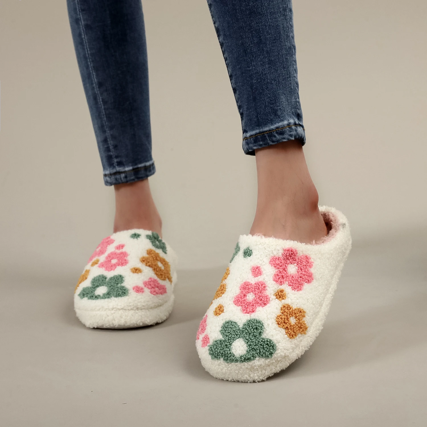 Cute Warm Soft-Soled Furry Indoor Slippers Non-Slip Design