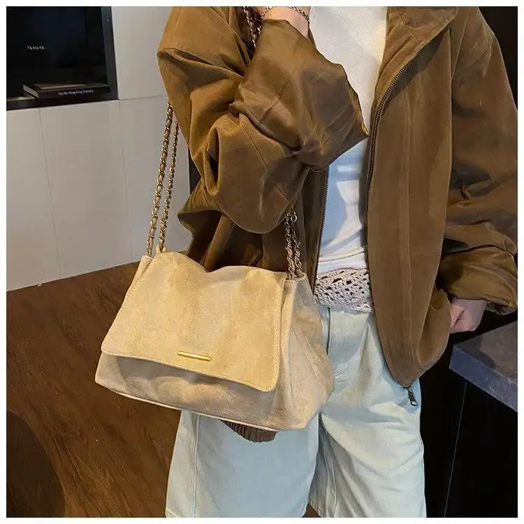 Large Capacity Women's Chain Shoulder Bag