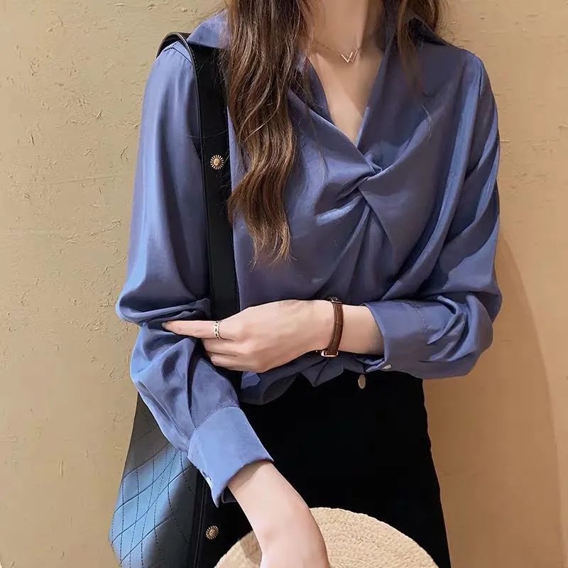 Women's Long-Sleeved Loose-Fitting Solid Color Shirt