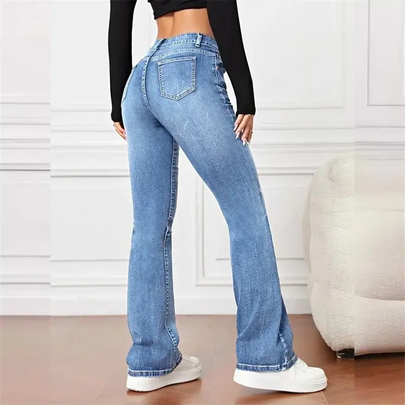 Women's Casual Flared Jeans With Vintage Mid-Rise Buttons