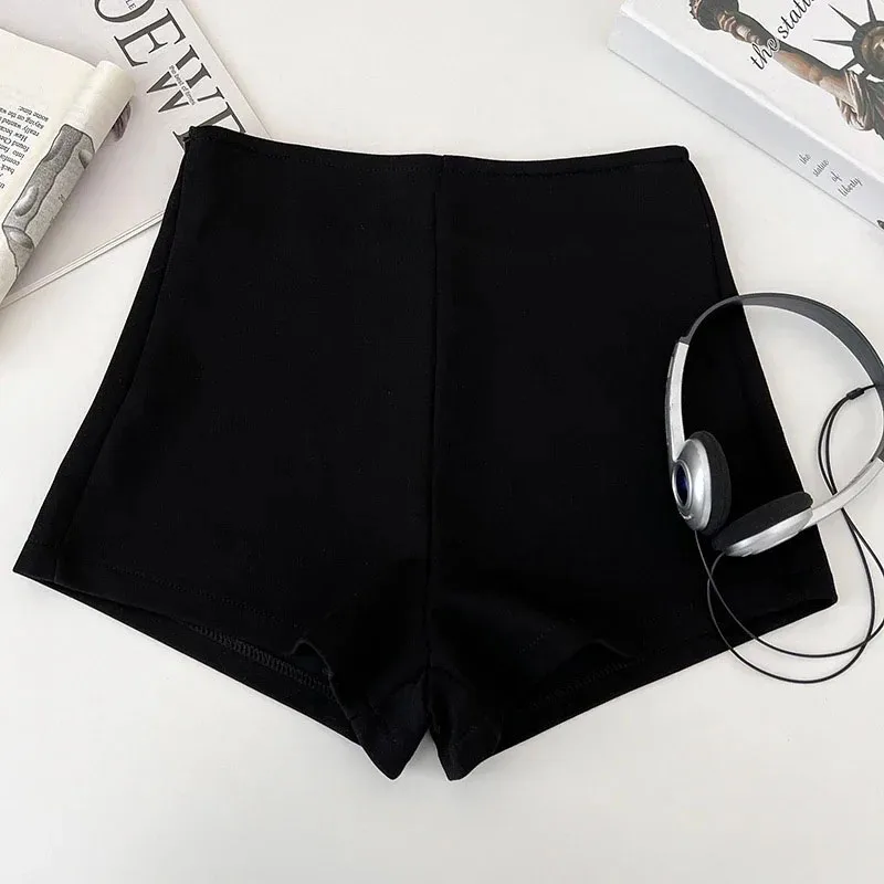 Women Casual And Elegant High-Waisted Slimming Straight Shorts