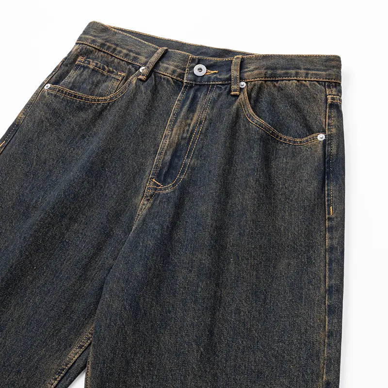 Loose-Fitting Men's Wide-Leg Jeans