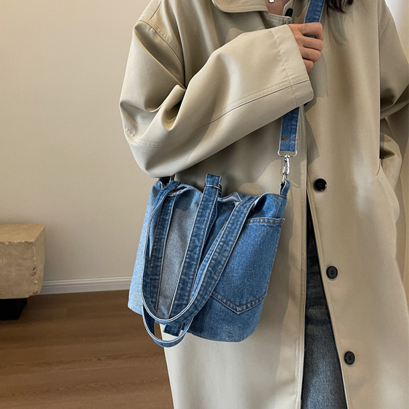 Denim Bag with Pocket and Niche Versatile and Casual One Shoulder Crossbody Bag