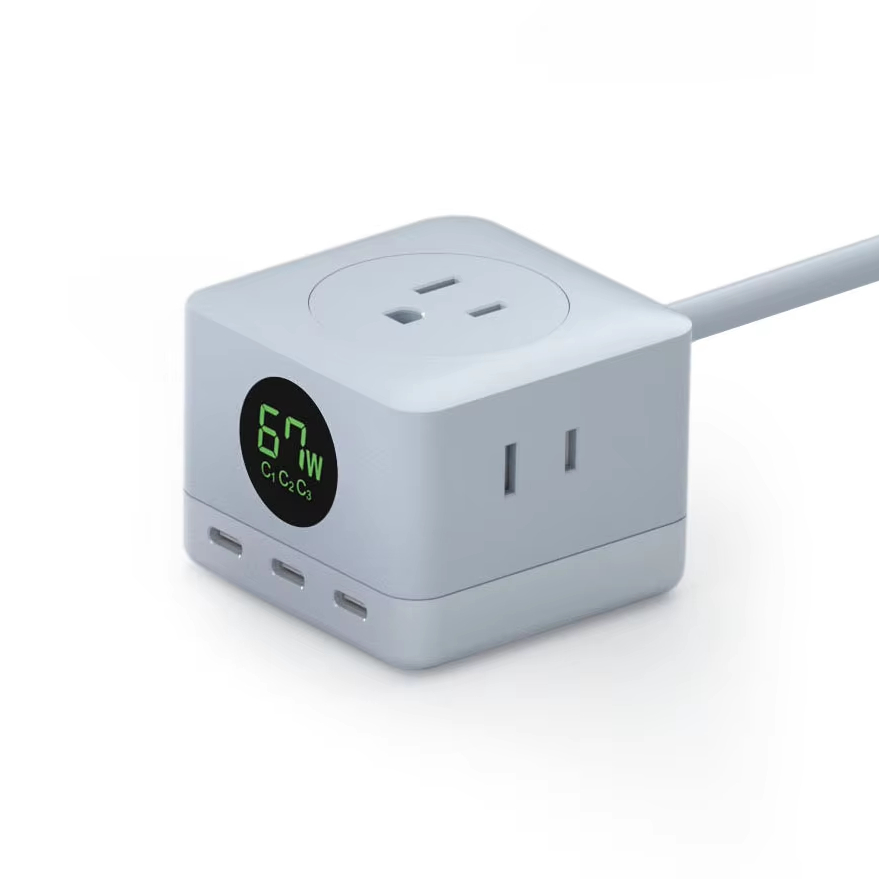 US Standard Power Strip 3 AC Outlets & 3 USB C Ports with Power Meter