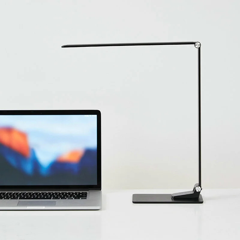 Iron LED Touch Control Modern Minimalist Desk Lamp For Office And Study