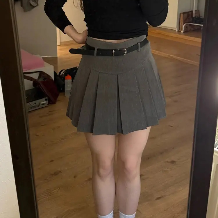 Fashion Mini Short Skirts Spring Summer A Line Skirt With Belt Chic Pleated Skirts For Women High Waisted