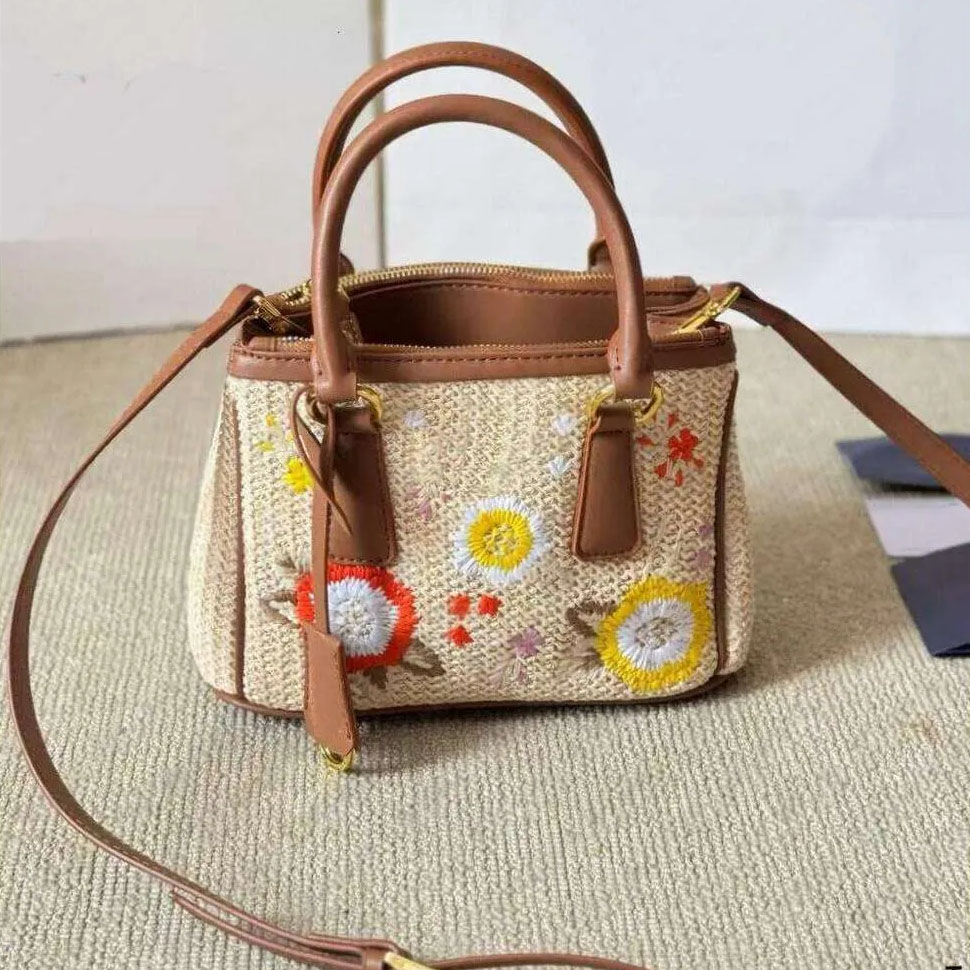 Bag Women Vacation Beach Straw Woven Large Capacity Shoulder Tote Bag