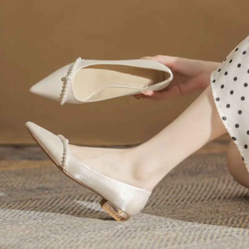 Trendy And Best-Selling Pointed-Toe Flat Bridal Shoes, Comfortable Low Heel