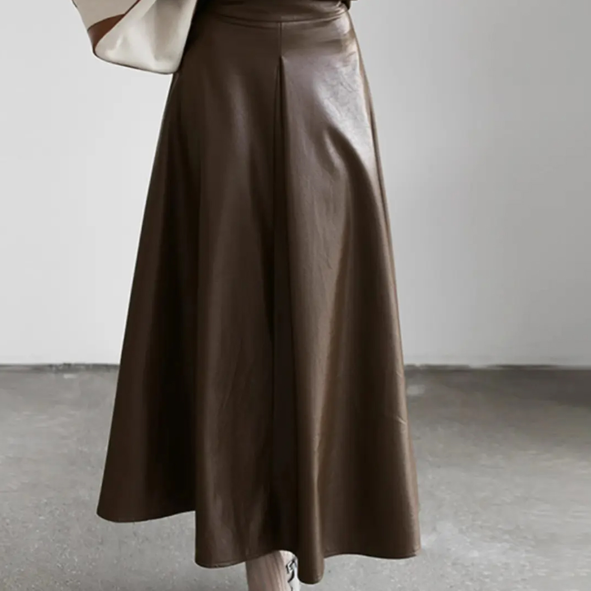 Women's Genuine Sheepskin Leather Fashion Long Skirt