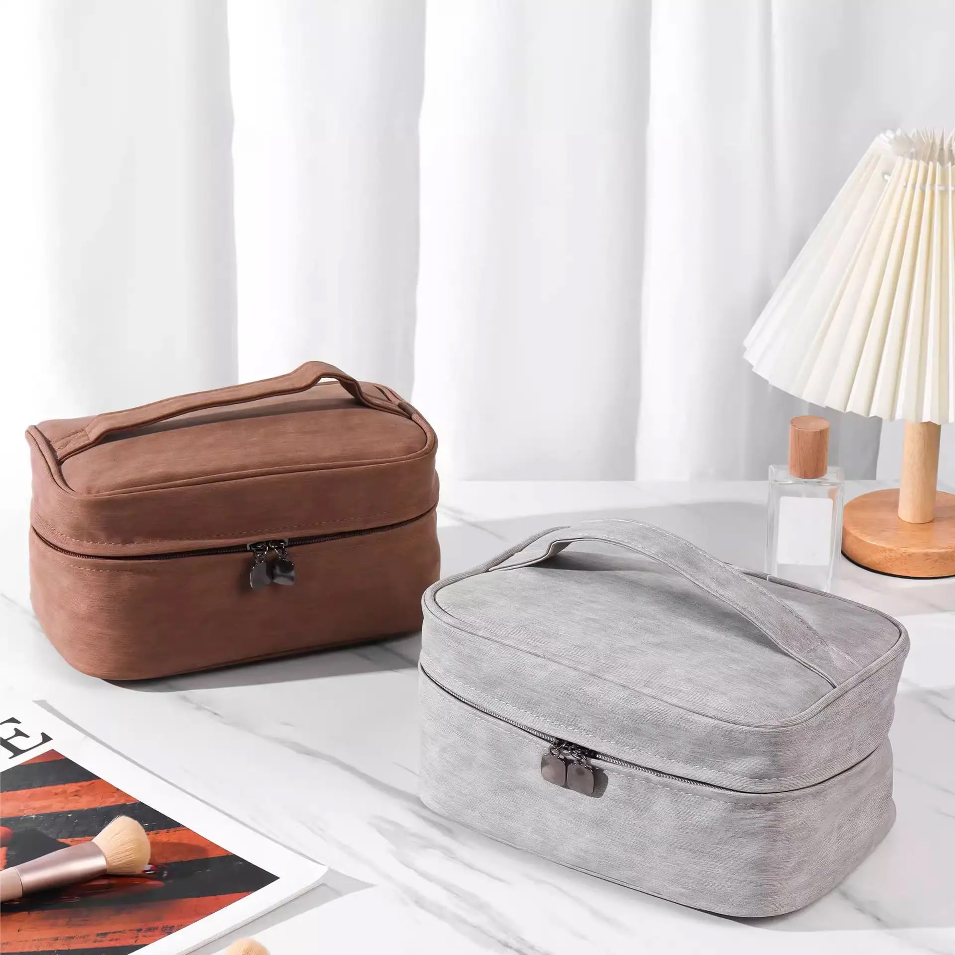 Multifunctional Compartment Makeup Bag Large-Capacity Portable Travel Toiletry Organizer