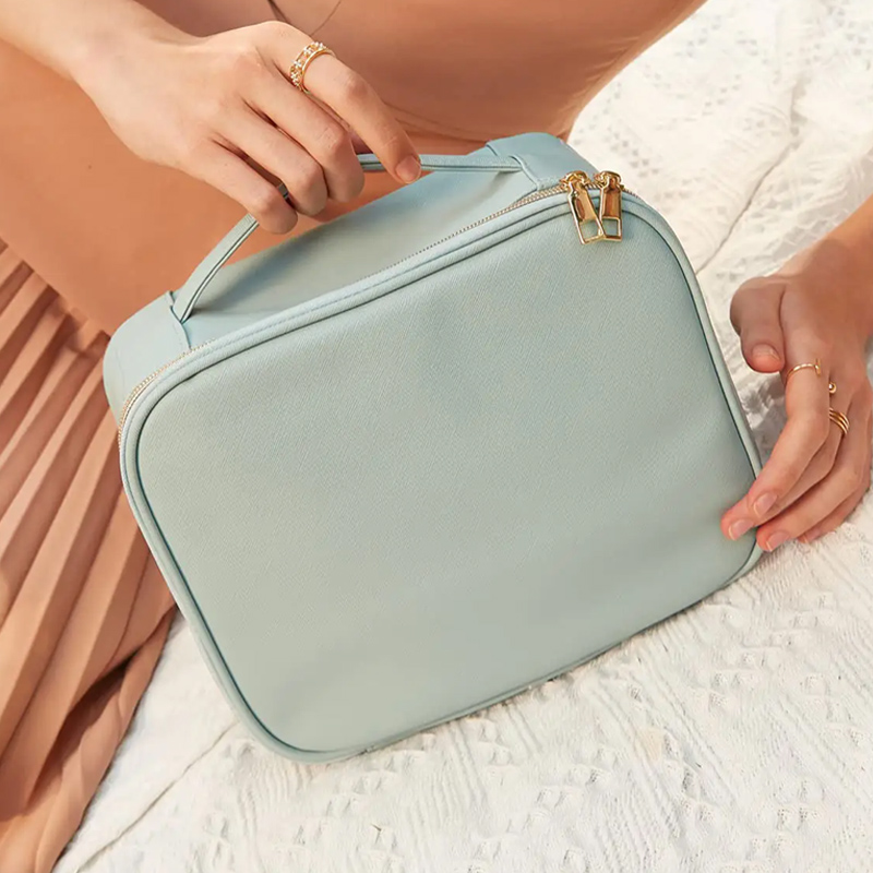 Light-cyan 