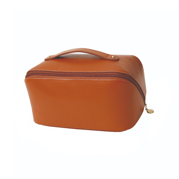PU Leather Makeup Storage Bag With Zipper Closure Women's Travel Cosmetic Organizer